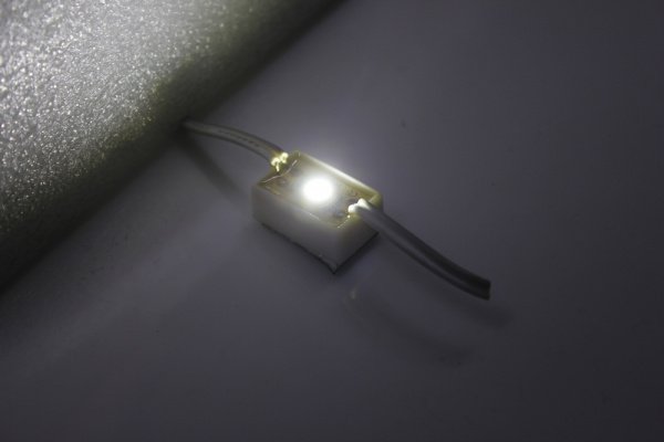 1 SMD WHITE модуль 24х10х10мм белый фото 1