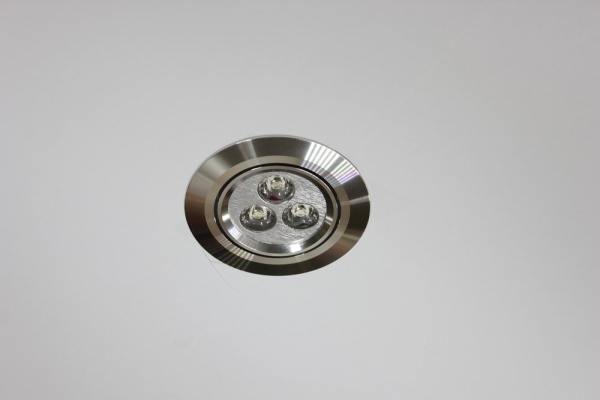 G-TH103-3100K,LEDсвет.встр.повор.круг 3LED CREE/1W фото 1