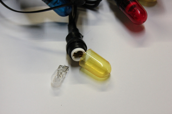 PLW-40-240V Гирлянда фиксинг 6м, IP65, 240V, 110Вт, Mульти лампы R/G/B/Y (40)/черный провод фото 6