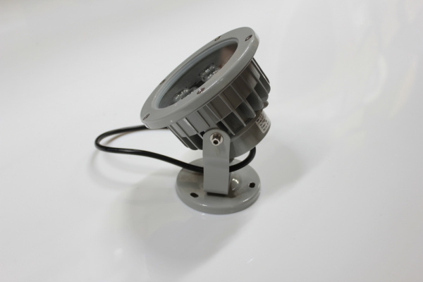 G-DT109-G 12V LED  прожек.,9 LED CREE/1W,12V  зелёный фото 3