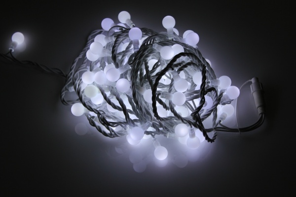 LED-PLR-100-15M-25MM-240V-W/WH -W/O  LED гирлянда 15м, 240V, IP65, белые LED/Матовый Шарик 2,5см фото 2