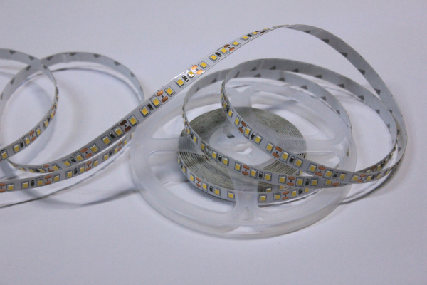 Светодиодная лента SMD 2835 120led/m 12V IP33 White фото 2