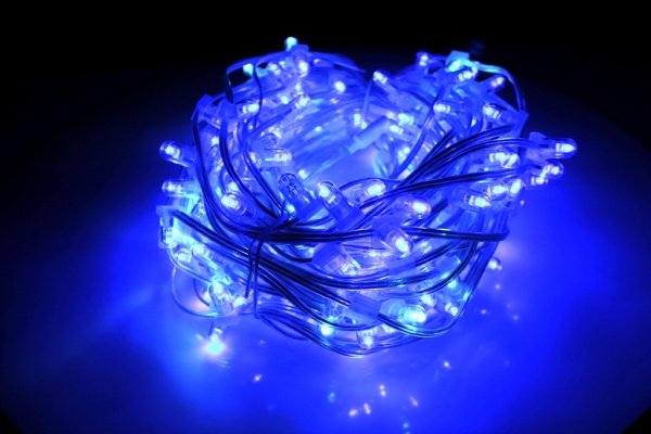 NEW!!! LED-LP-200-30M-12V-B-F(W) Гирлянда клип-лайт синие LED/белый Flash, 30м, колпачок, транс.  фото 1