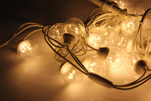 LED-2BLR-2835-20CM-10M-240V-WW/WH Гирлянда Белт-лайт 10м, IP65, 50 белых теплых ламп/белый провод фото 3