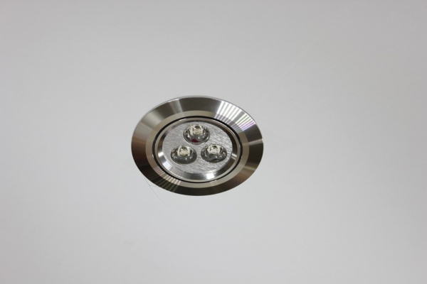 G-TH103-6300K,LEDсвет.встр.повор.круг 3LED CREE/1W фото 1